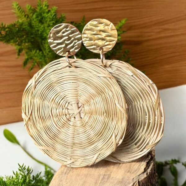 Boucles d’oreilles artisanales de la collection Éclat Boisé