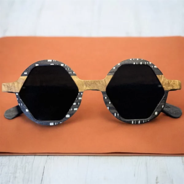 Lunettes de Soleil Hexagonales en Bois