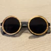 Lunettes de Soleil Rondes en Bois de Zèbre – Monture Bicolore Artisanale – Style Minimaliste & Design Organique – Fait Main, Ultra Légères2 Lunettes de Solei Ultra Légères