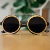Lunettes de Soleil Rondes en Bois de Zèbre – Monture Bicolore Artisanale – Style Minimaliste & Design Organique – Fait Main, Ultra Légères3 Lunettes de Soleil Rondes en Bois
